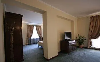 Pensiunea La Residenza Hotel 3*