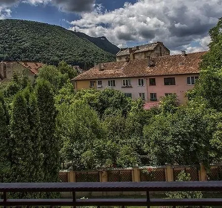 Pensiunea La Residenza Hotel 3*