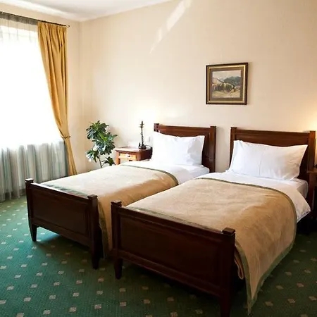 Hotel Pensiunea La Residenza 3*